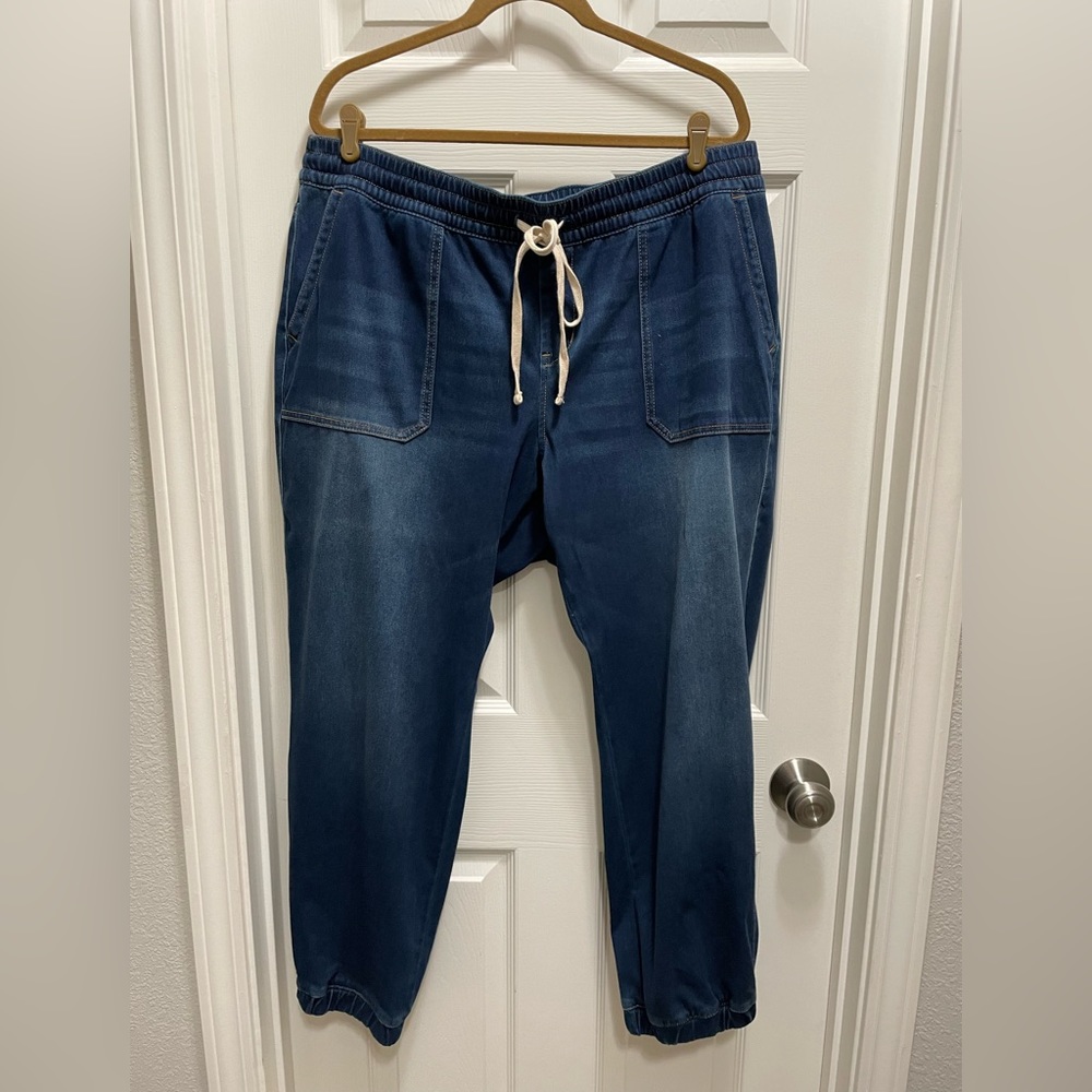 Pull on Boyfriend Jogger Jean